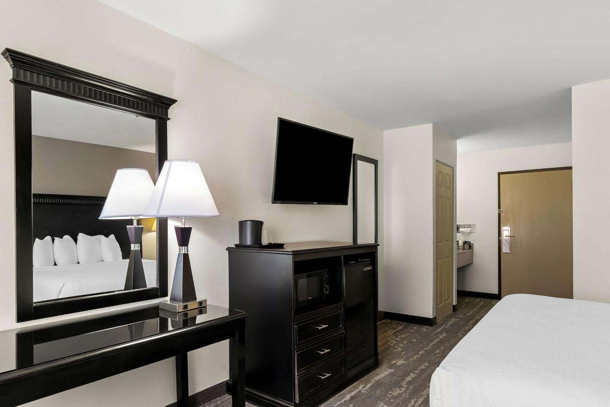 Best Western Saluki Inn Carbondale Exterior photo